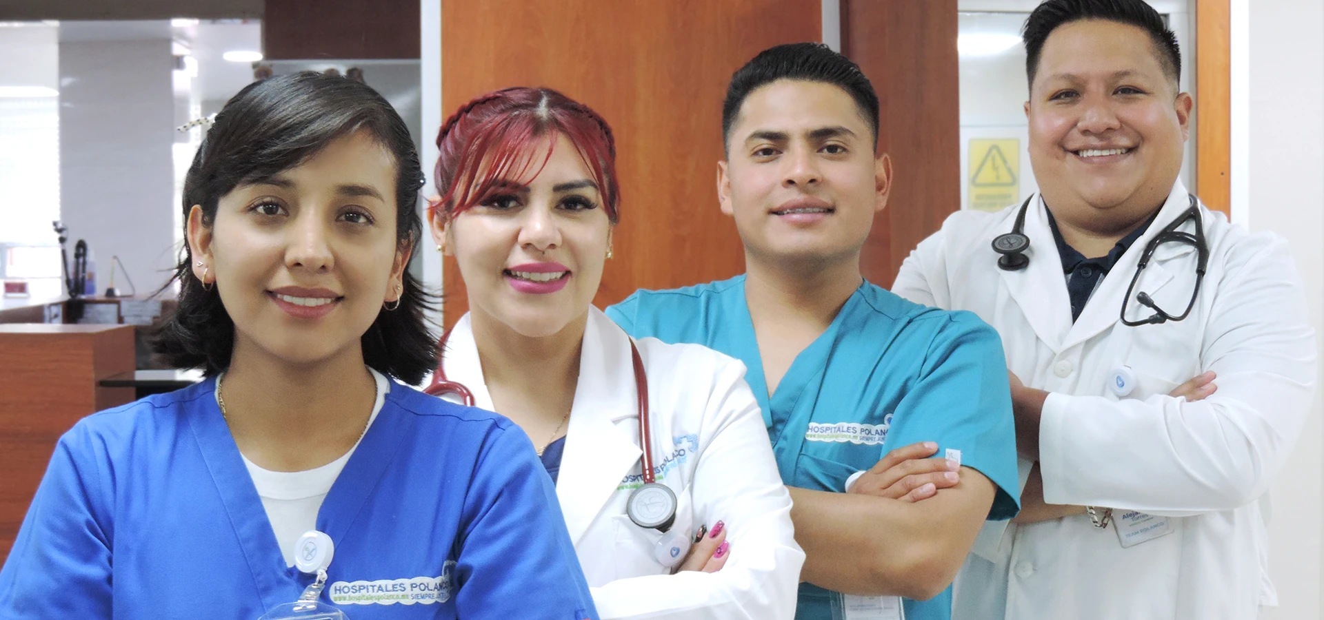 Trabajamos en equipo para <br> brindarte un servicio cálido <br> y seguro, de inicio a fin